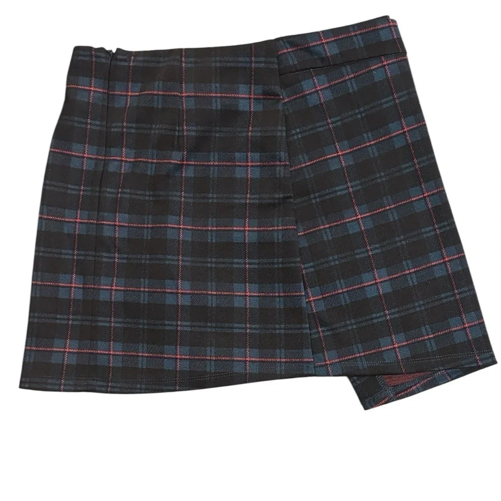 RSQ black,blue,red midi plaid skirt size S.